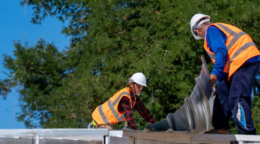 Expert top industrial roofings services in La Luz, NM
